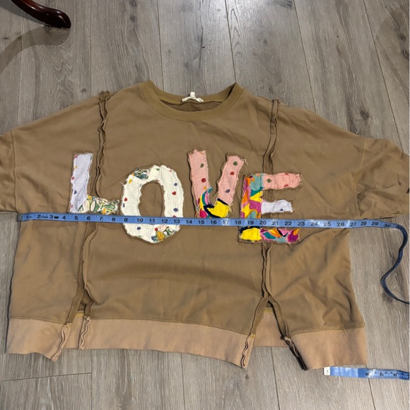 Easel Oversized Tan Love Patch Terry Sweatshirt . Size S - Picture 7 of 9